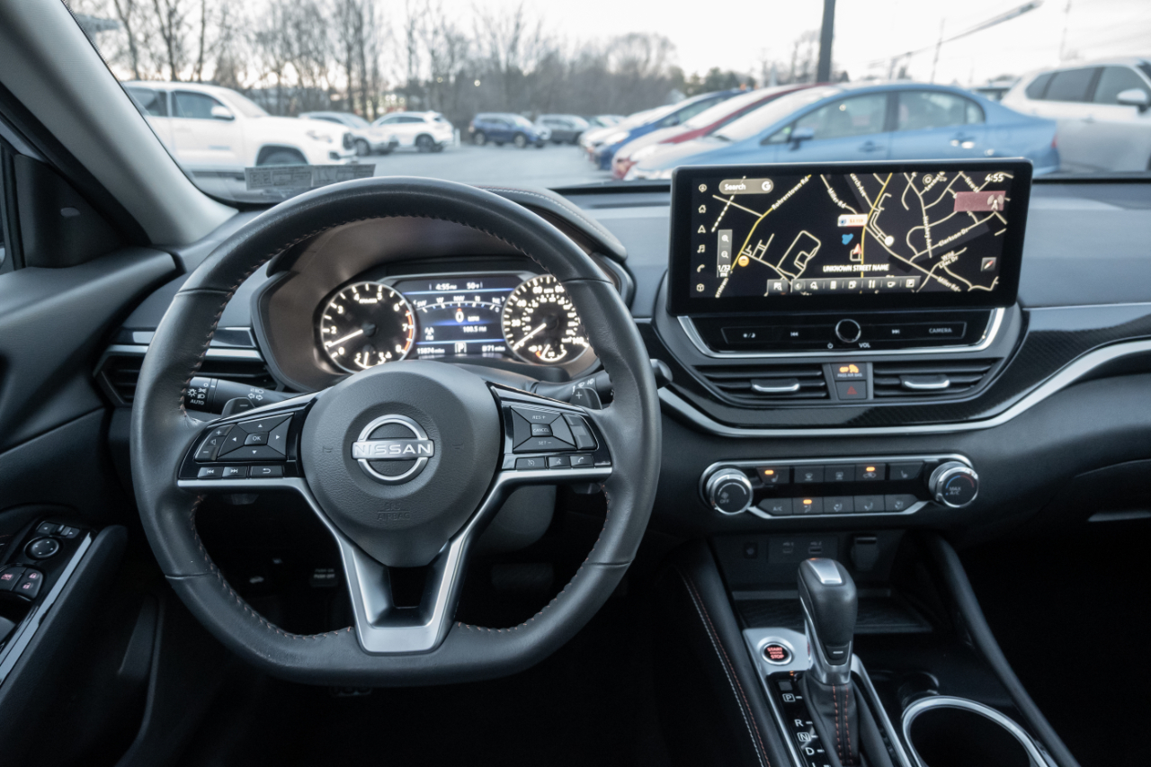 Nissan Altima 2.5 SR Sedan 2023