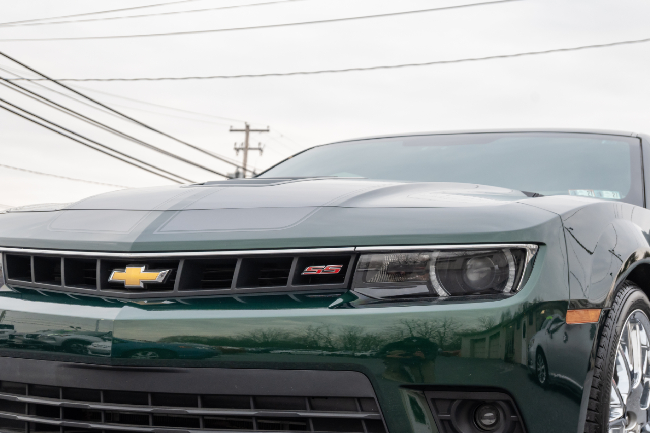 Chevrolet Camaro 2dr Cpe SS w/2SS 2015
