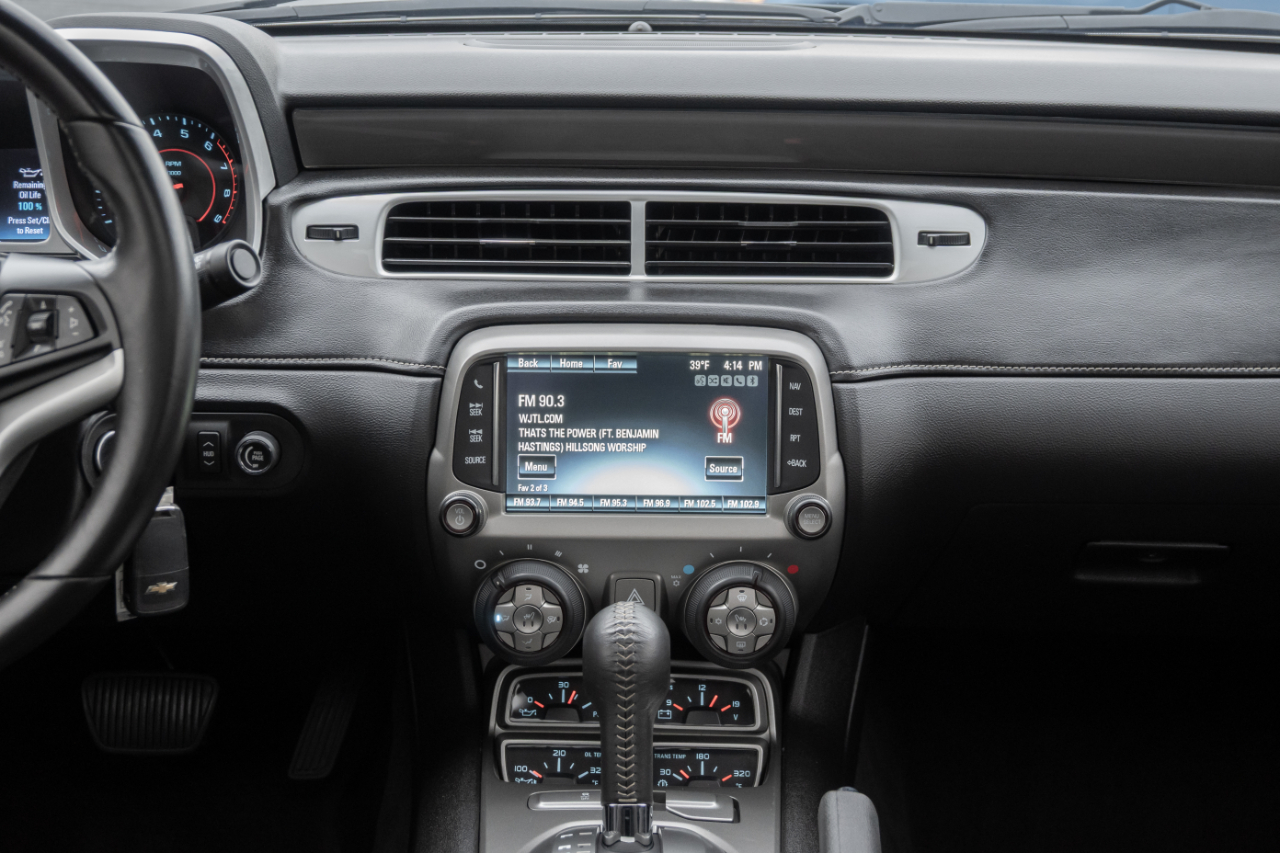 Chevrolet Camaro 2dr Cpe SS w/2SS 2015