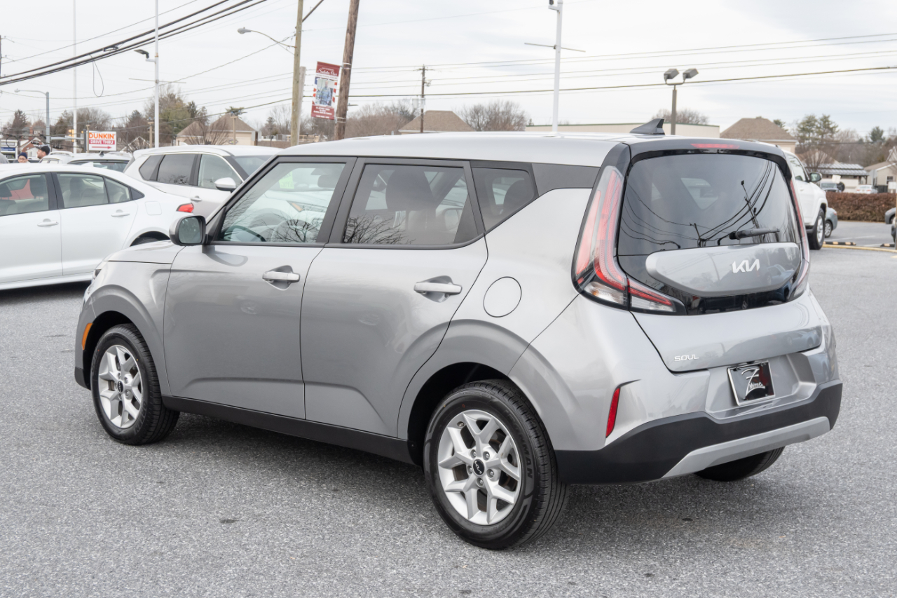 Kia Soul LX IVT 2024