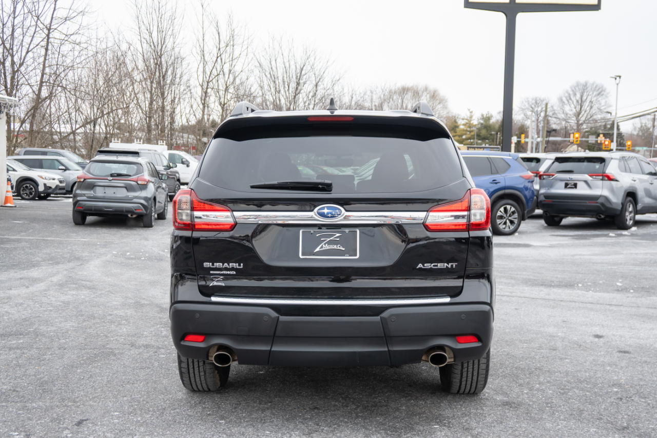 Subaru Ascent Premium 8-Passenger 2022