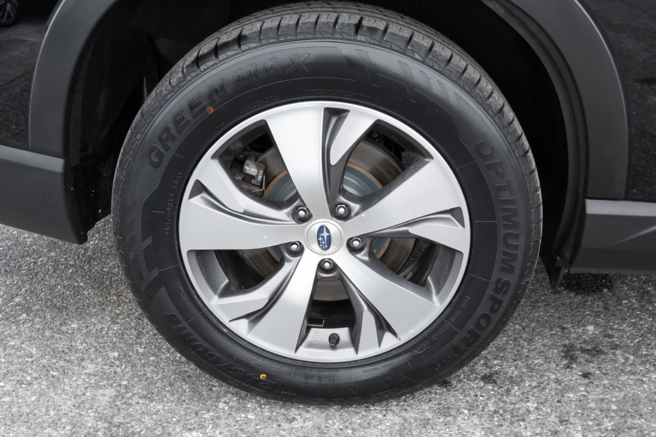 Subaru Ascent Premium 8-Passenger 2022