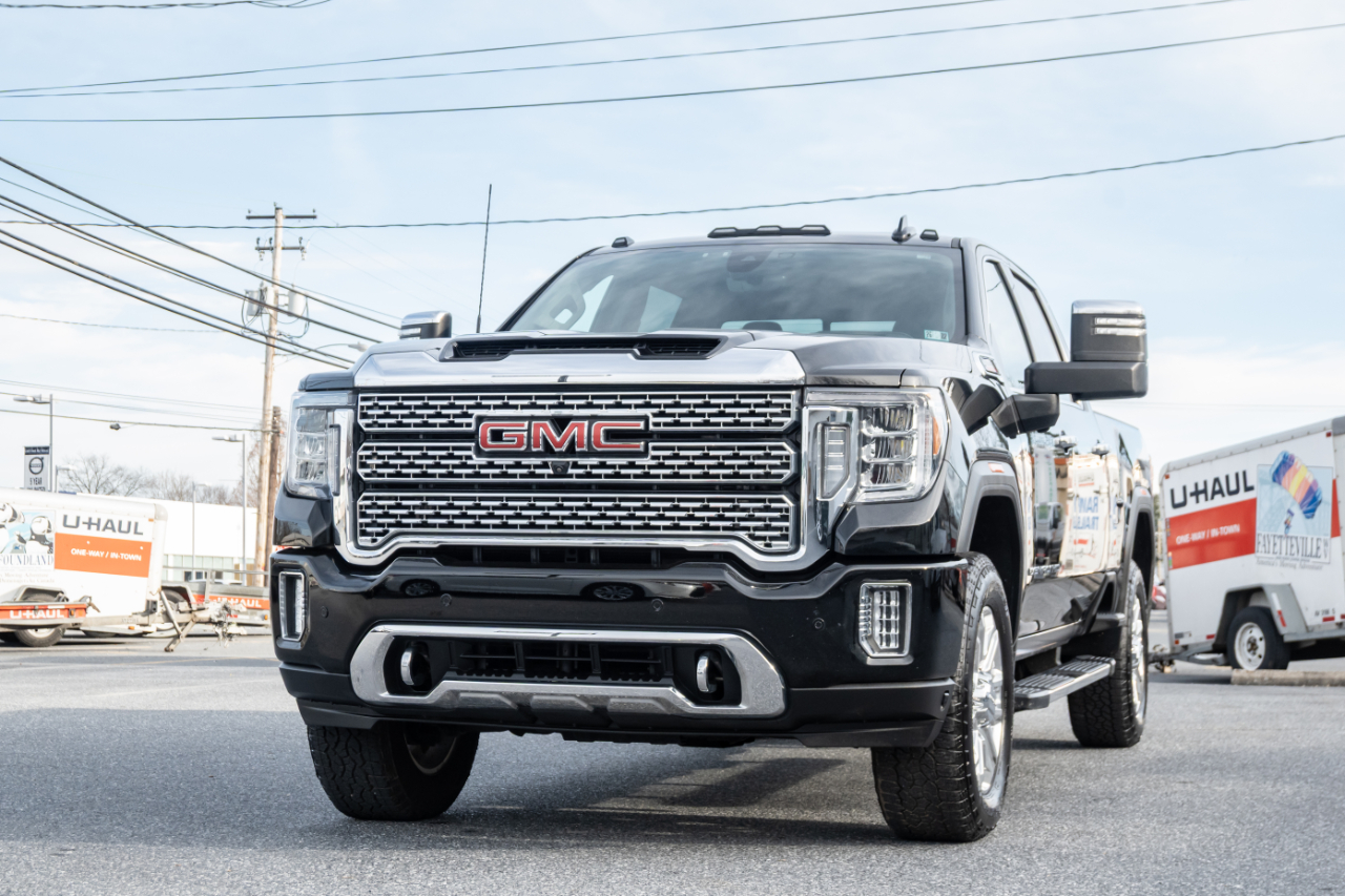 GMC Sierra 2500HD 4WD Crew Cab 159" Denali 2023