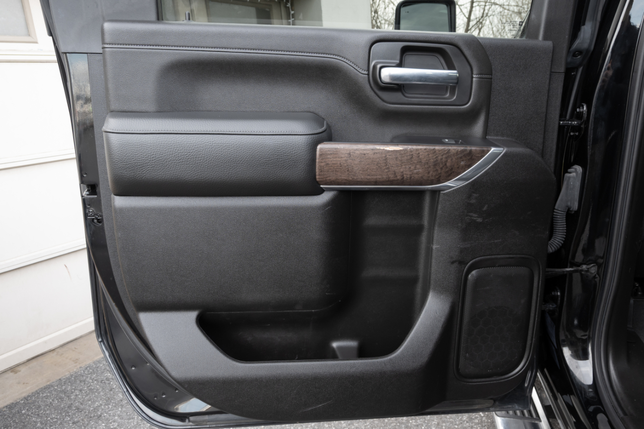 GMC Sierra 2500HD 4WD Crew Cab 159" Denali 2023