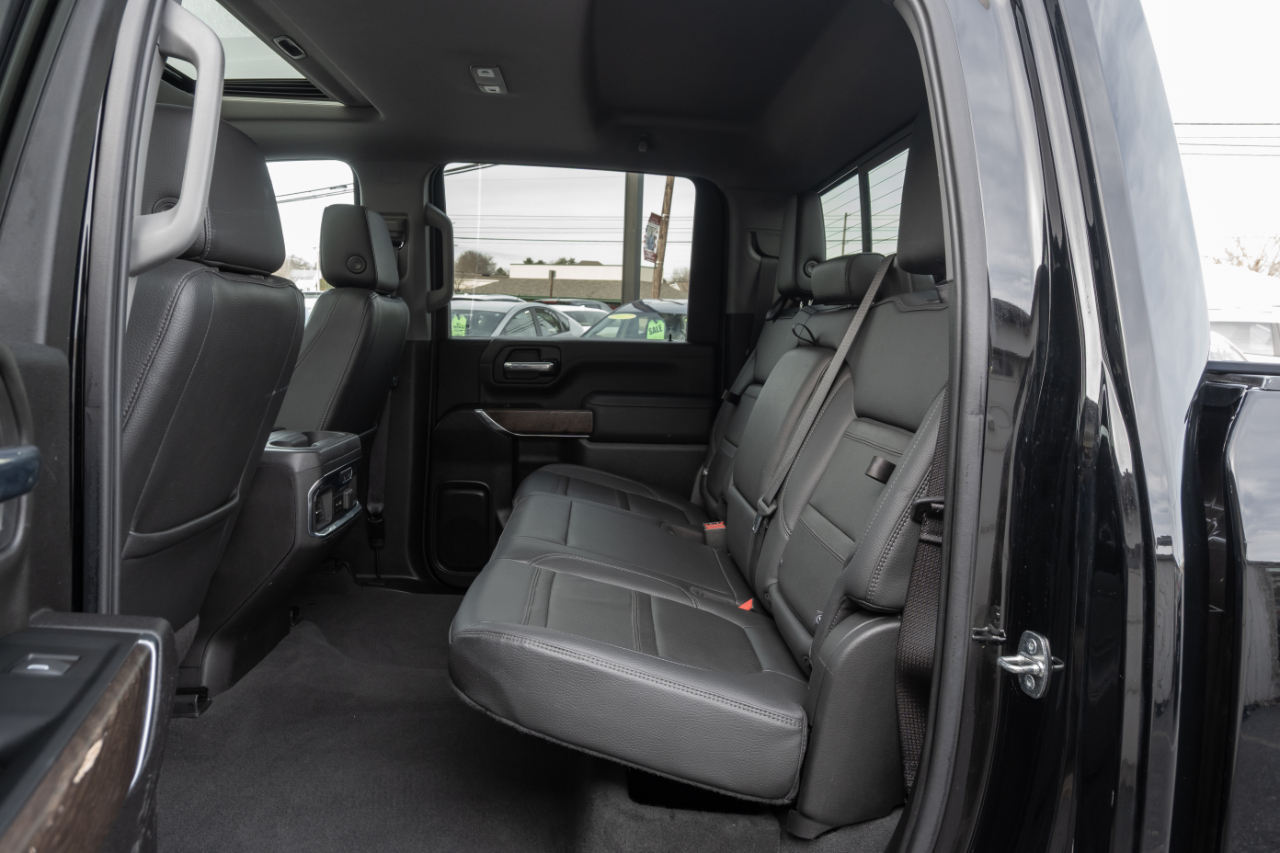 GMC Sierra 2500HD 4WD Crew Cab 159" Denali 2023