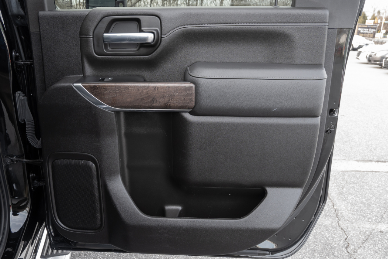 GMC Sierra 2500HD 4WD Crew Cab 159" Denali 2023