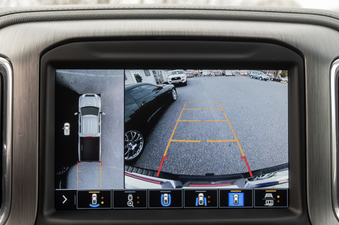 GMC Sierra 2500HD 4WD Crew Cab 159" Denali 2023