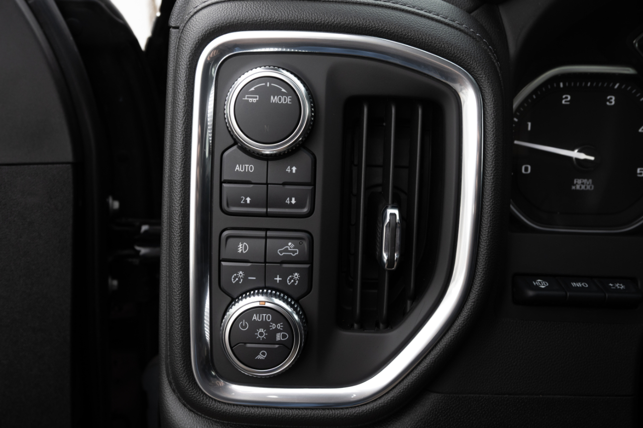 GMC Sierra 2500HD 4WD Crew Cab 159" Denali 2023