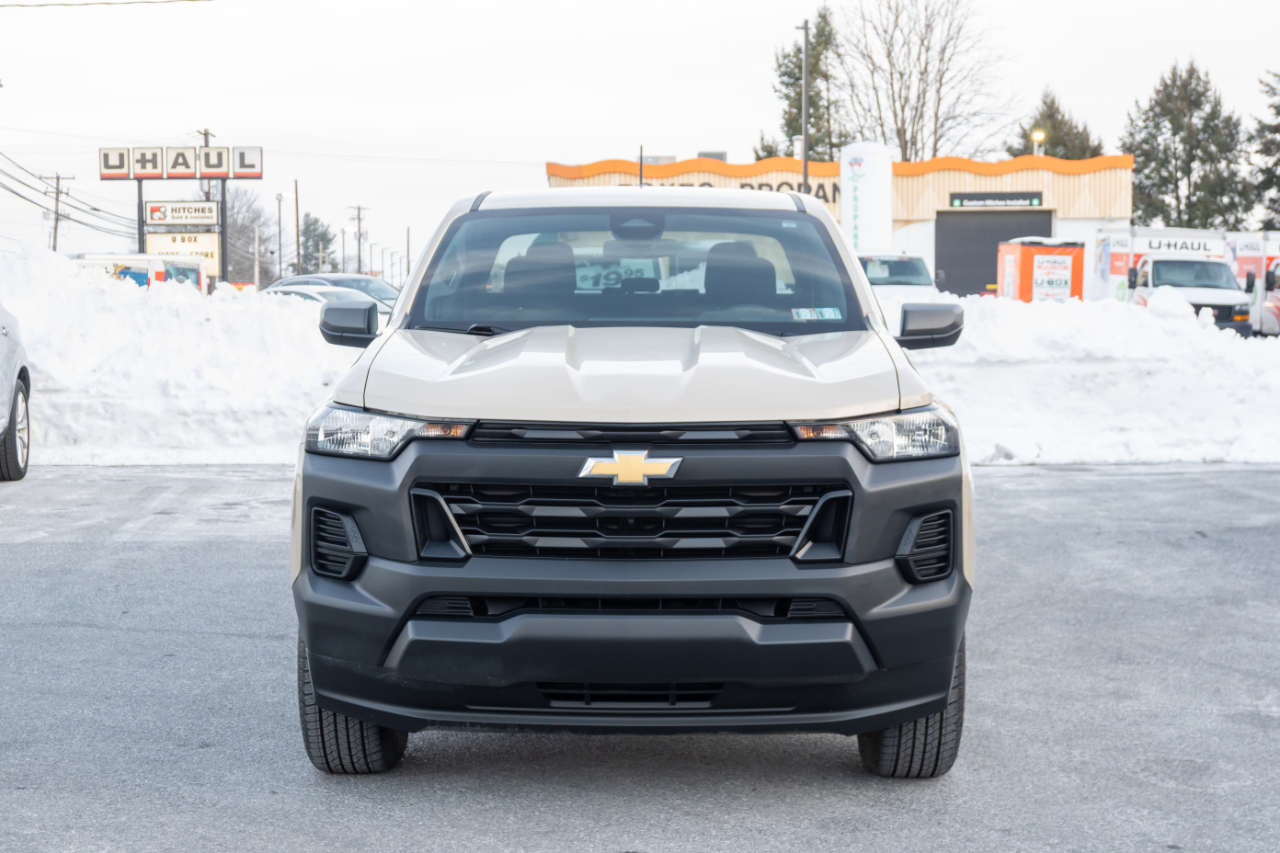 Chevrolet Colorado 2WD Crew Cab WT 2024