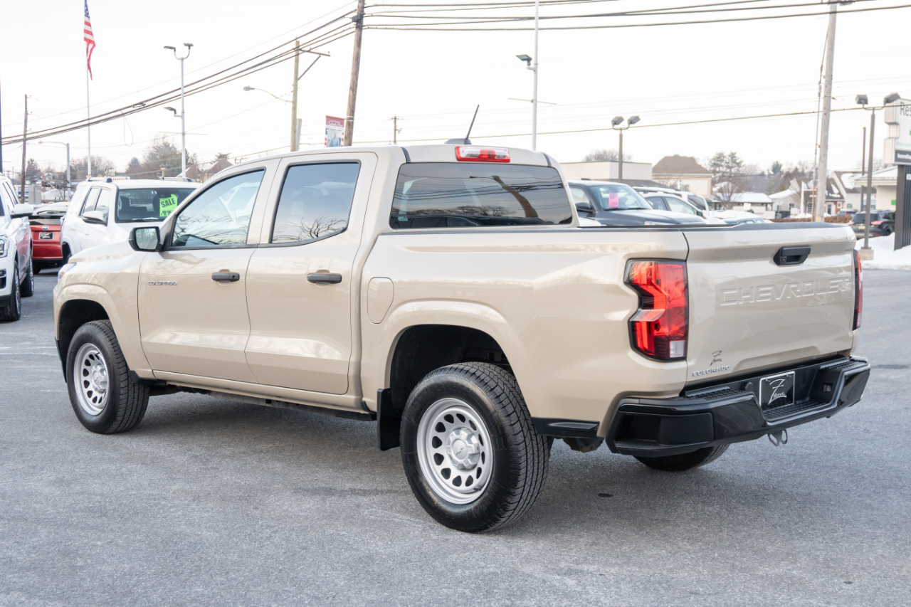 Chevrolet Colorado 2WD Crew Cab WT 2024