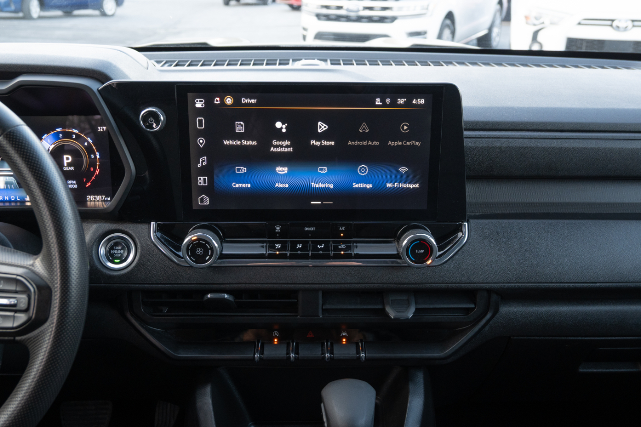 Chevrolet Colorado 2WD Crew Cab WT 2024