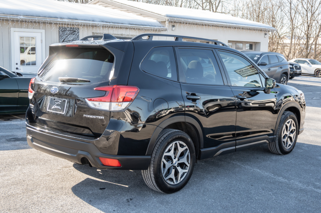 Subaru Forester Premium CVT 2023