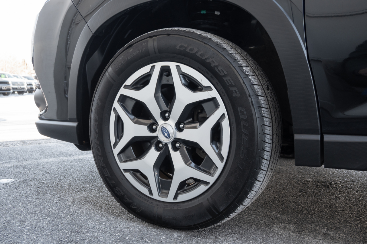 Subaru Forester Premium CVT 2023