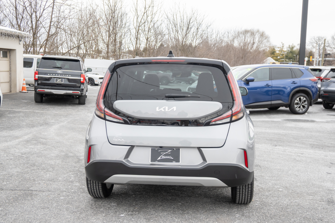 Kia Soul LX FWD 2023