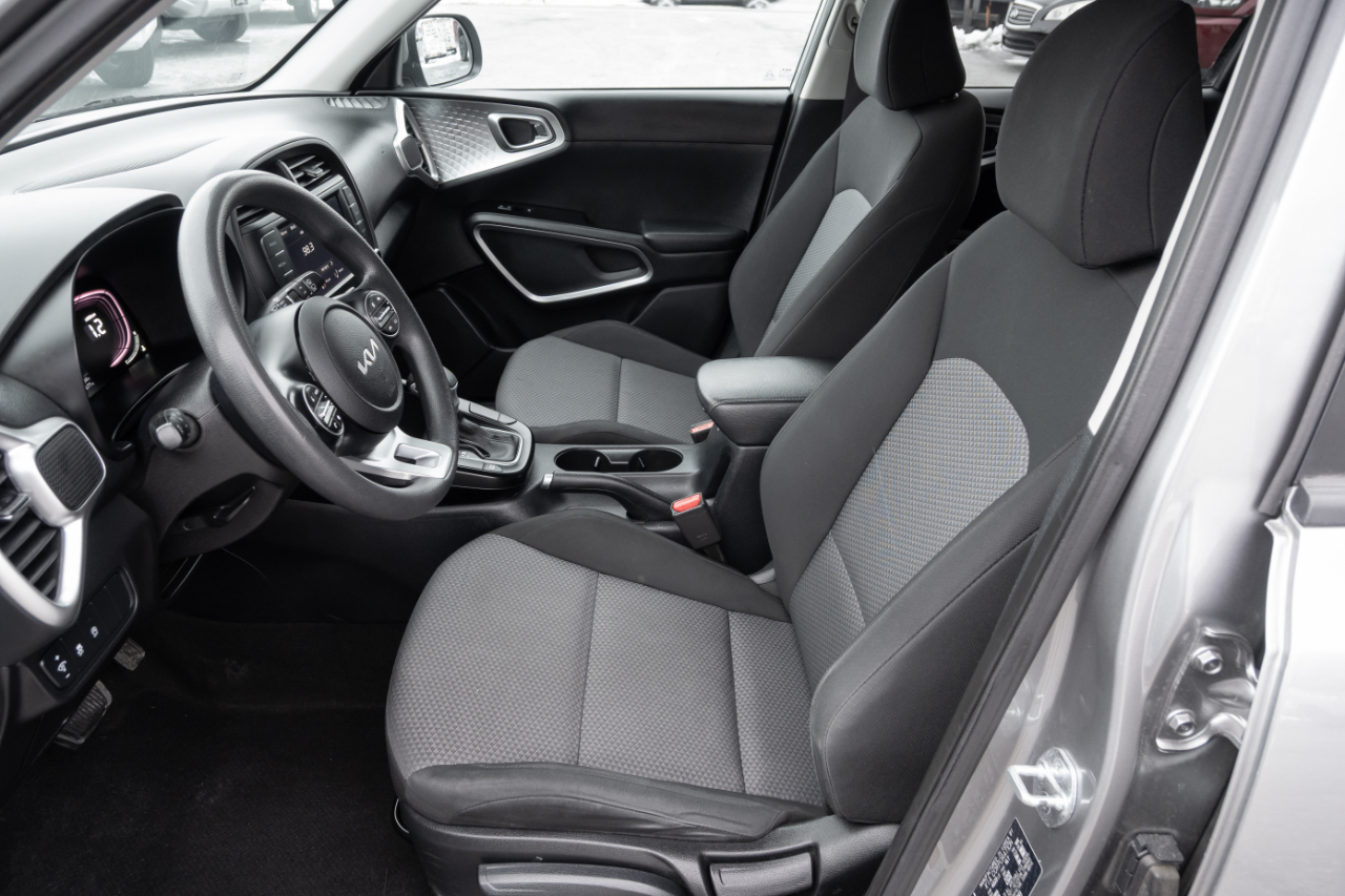 Kia Soul LX FWD 2023