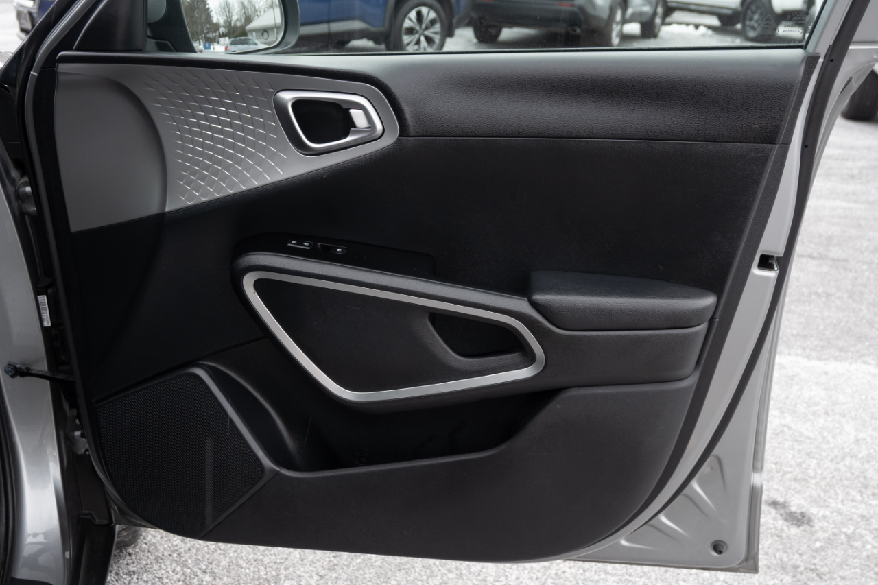 Kia Soul LX FWD 2023