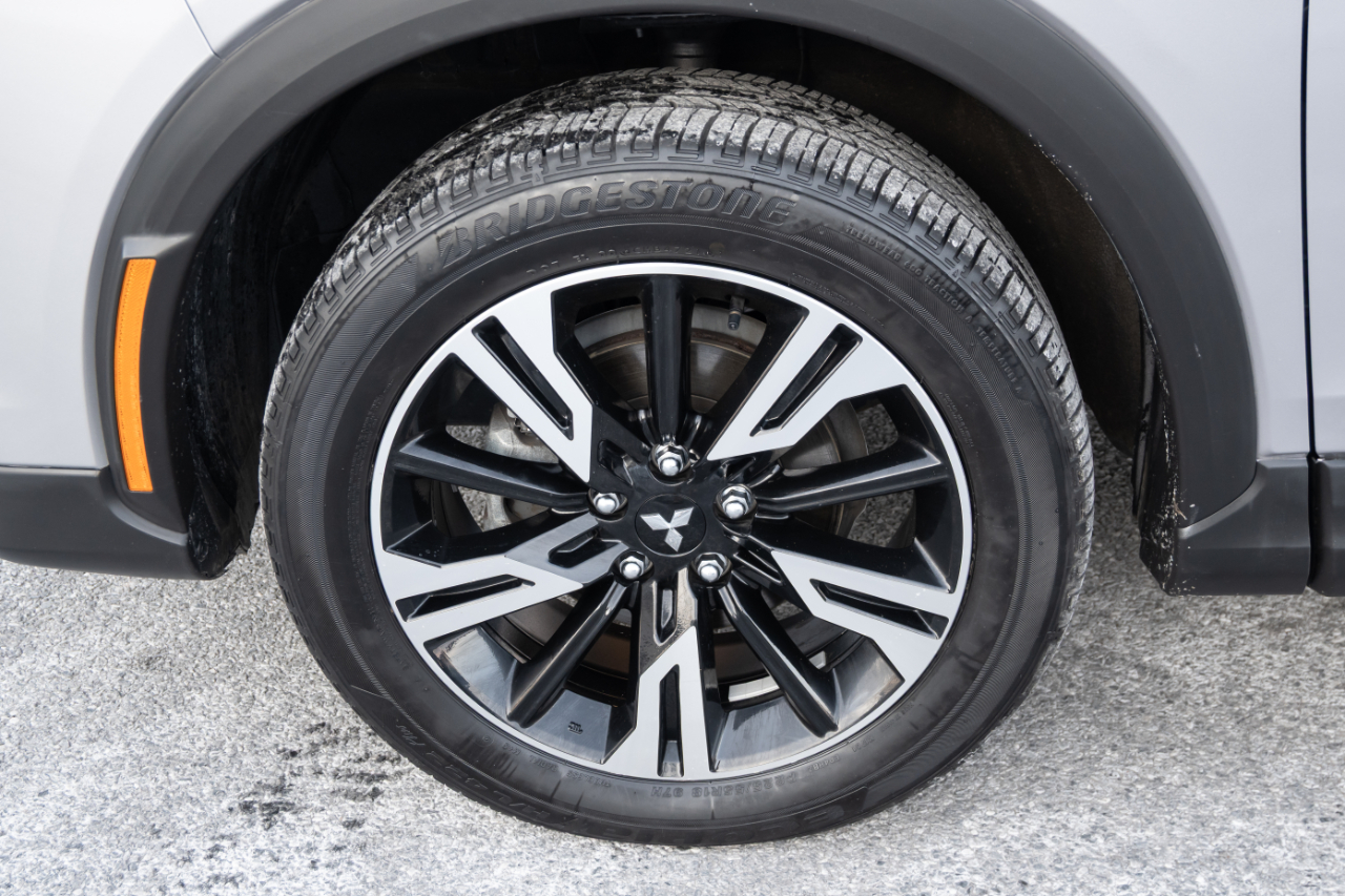 Mitsubishi Eclipse Cross SEL S-AWC 2024