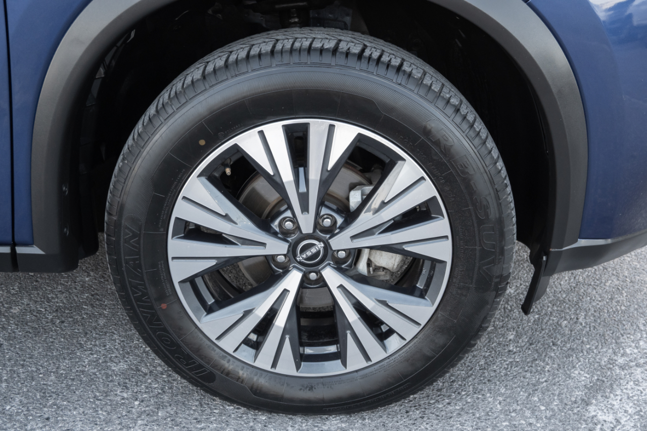 Nissan Rogue FWD SV 2023