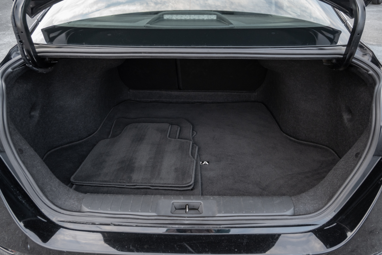 Nissan Sentra SV CVT 2024