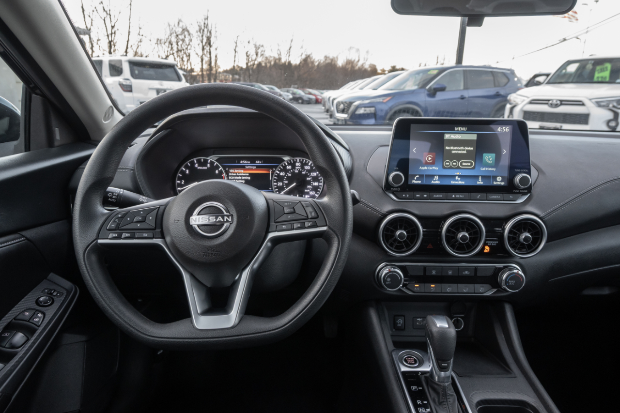 Nissan Sentra SV CVT 2024