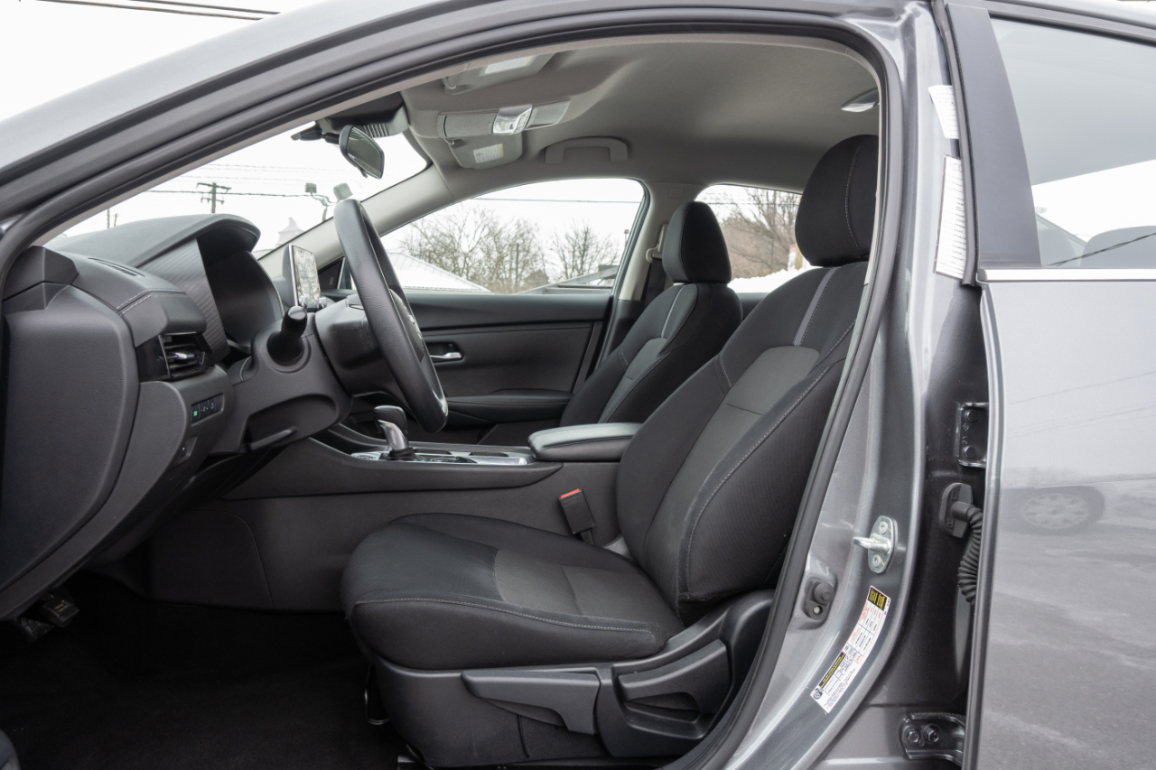 Nissan Sentra SV CVT 2024