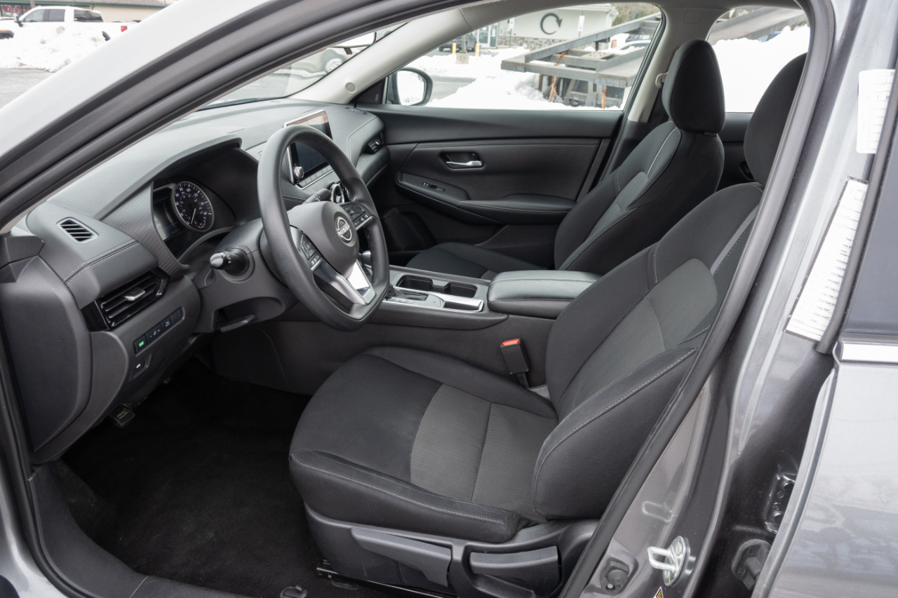 Nissan Sentra SV CVT 2024