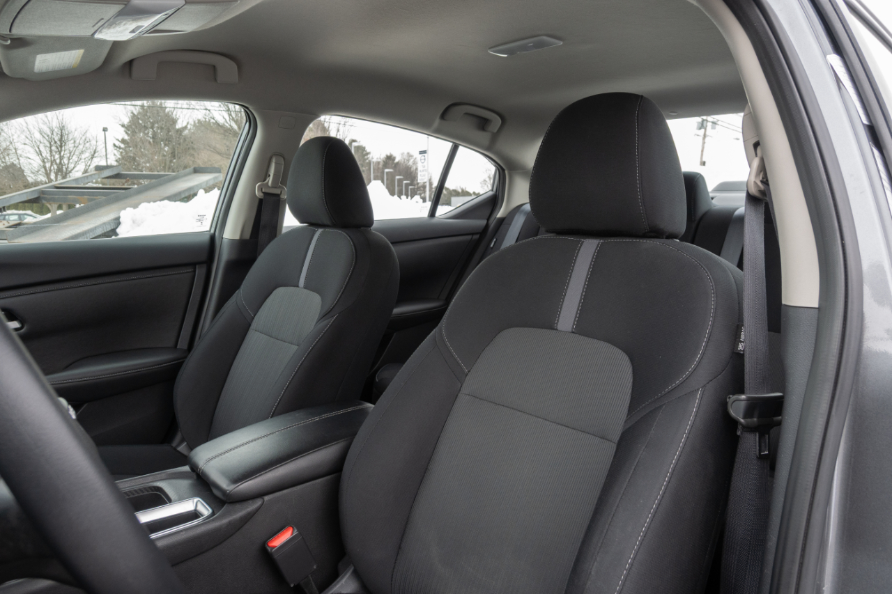 Nissan Sentra SV CVT 2024