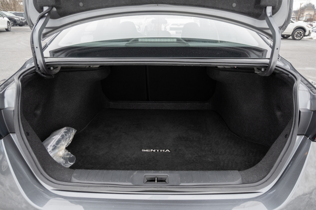 Nissan Sentra SV CVT 2024