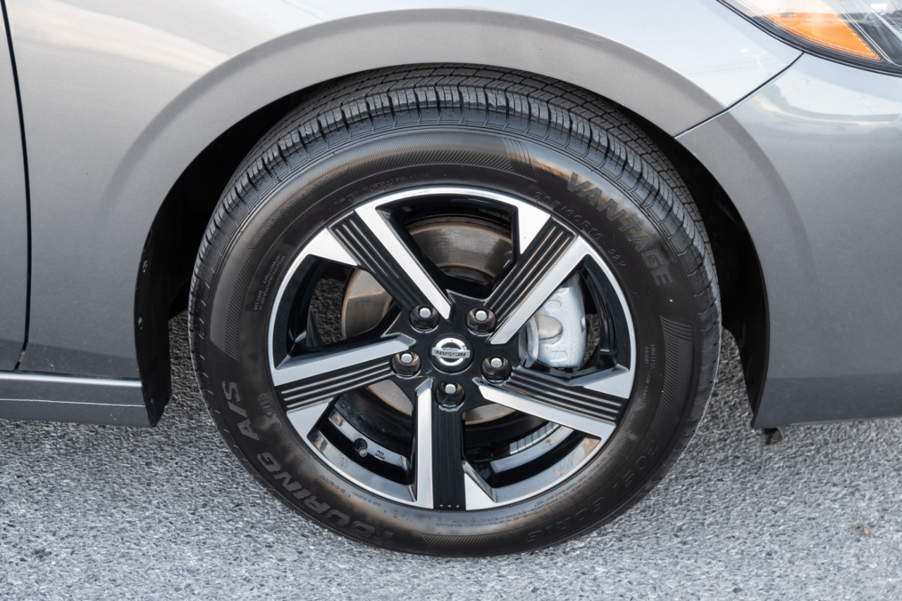 Nissan Sentra SV CVT 2024