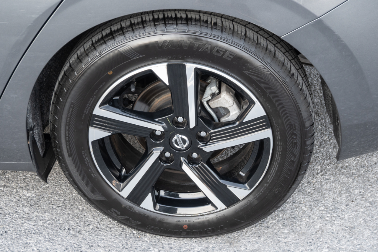 Nissan Sentra SV CVT 2024