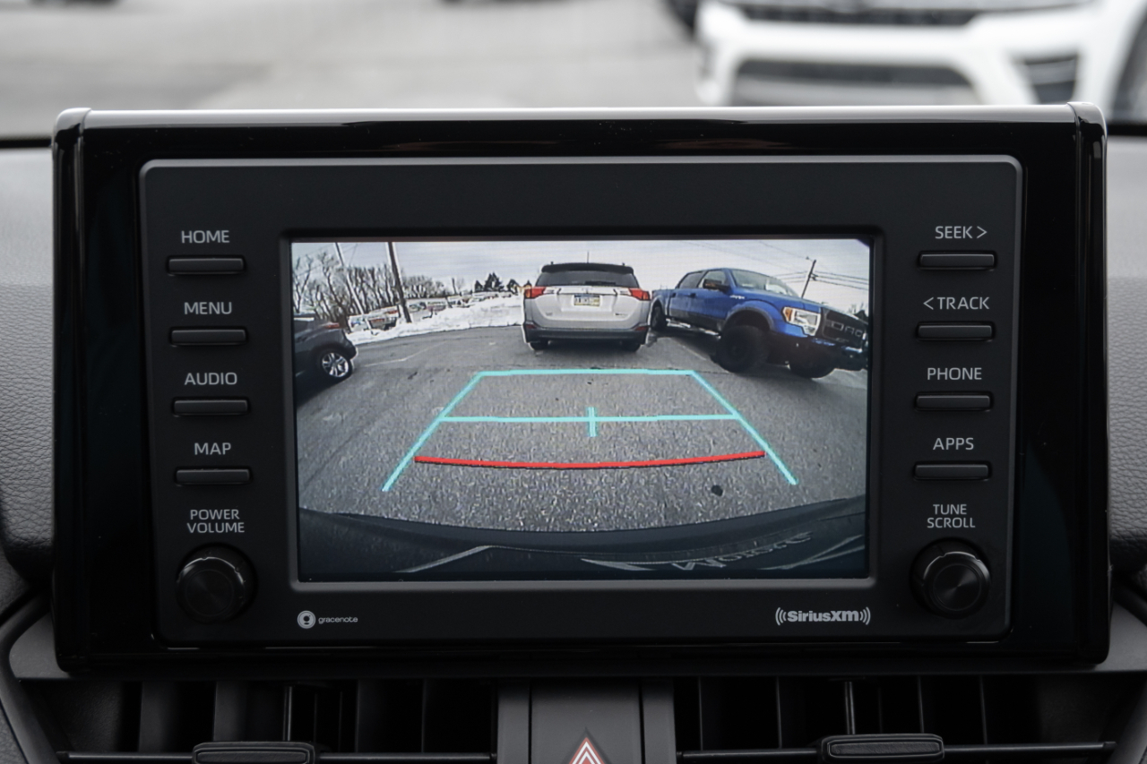 Toyota RAV4 XLE AWD 2021