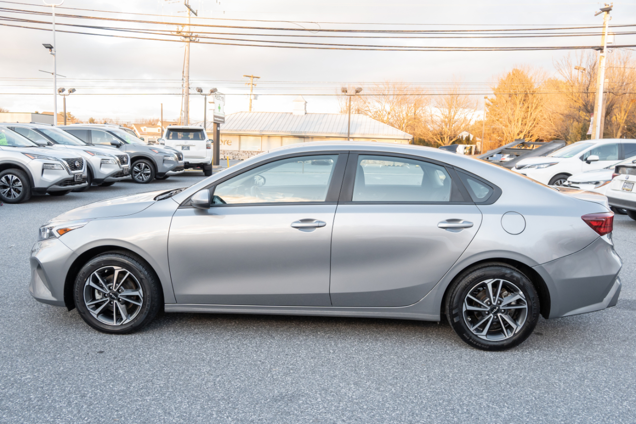 Kia Forte LXS IVT 2024