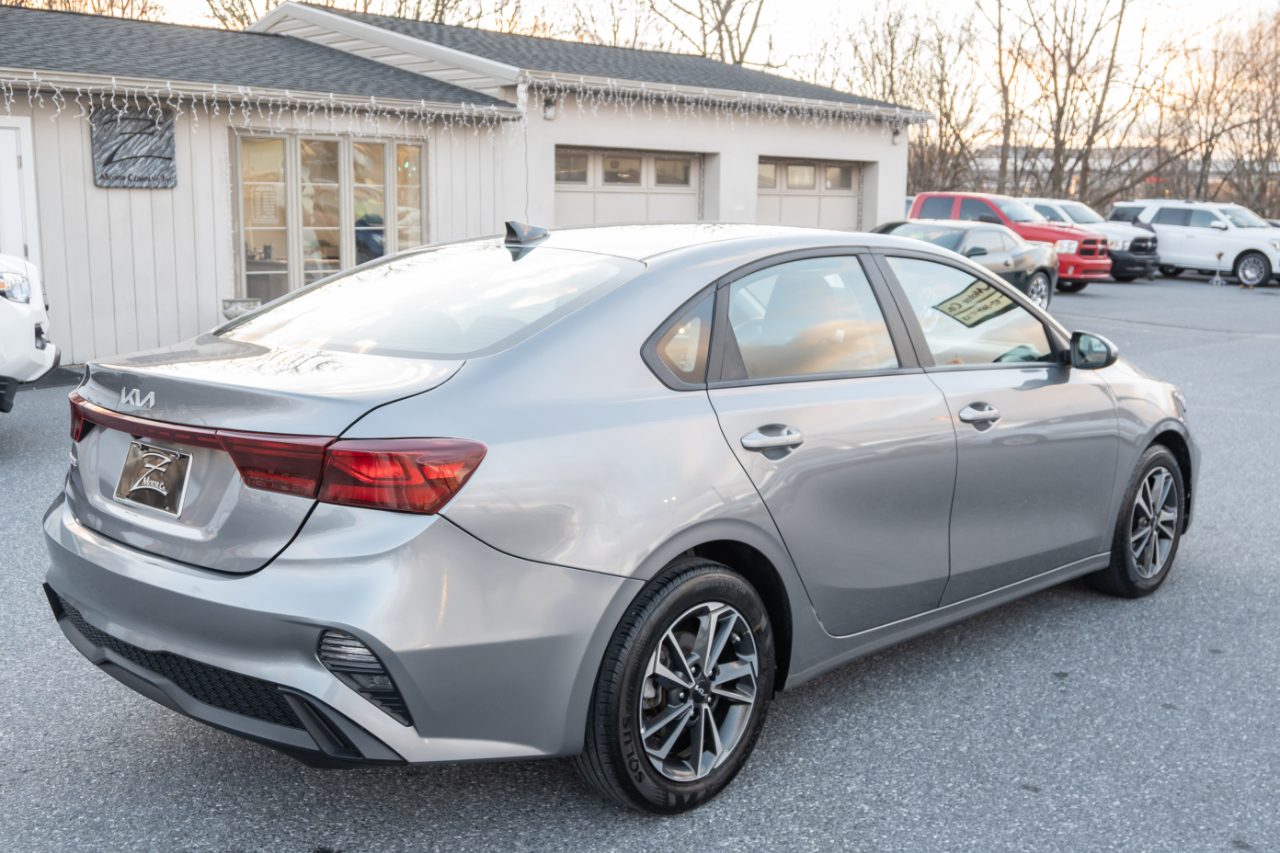 Kia Forte LXS IVT 2024