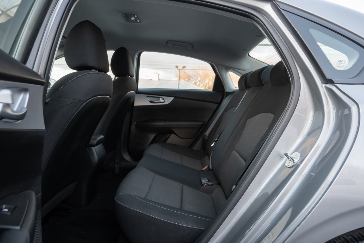 Kia Forte LXS IVT 2024