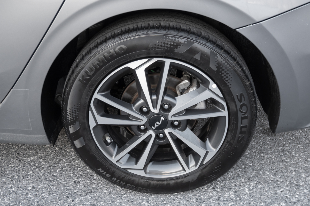 Kia Forte LXS IVT 2024