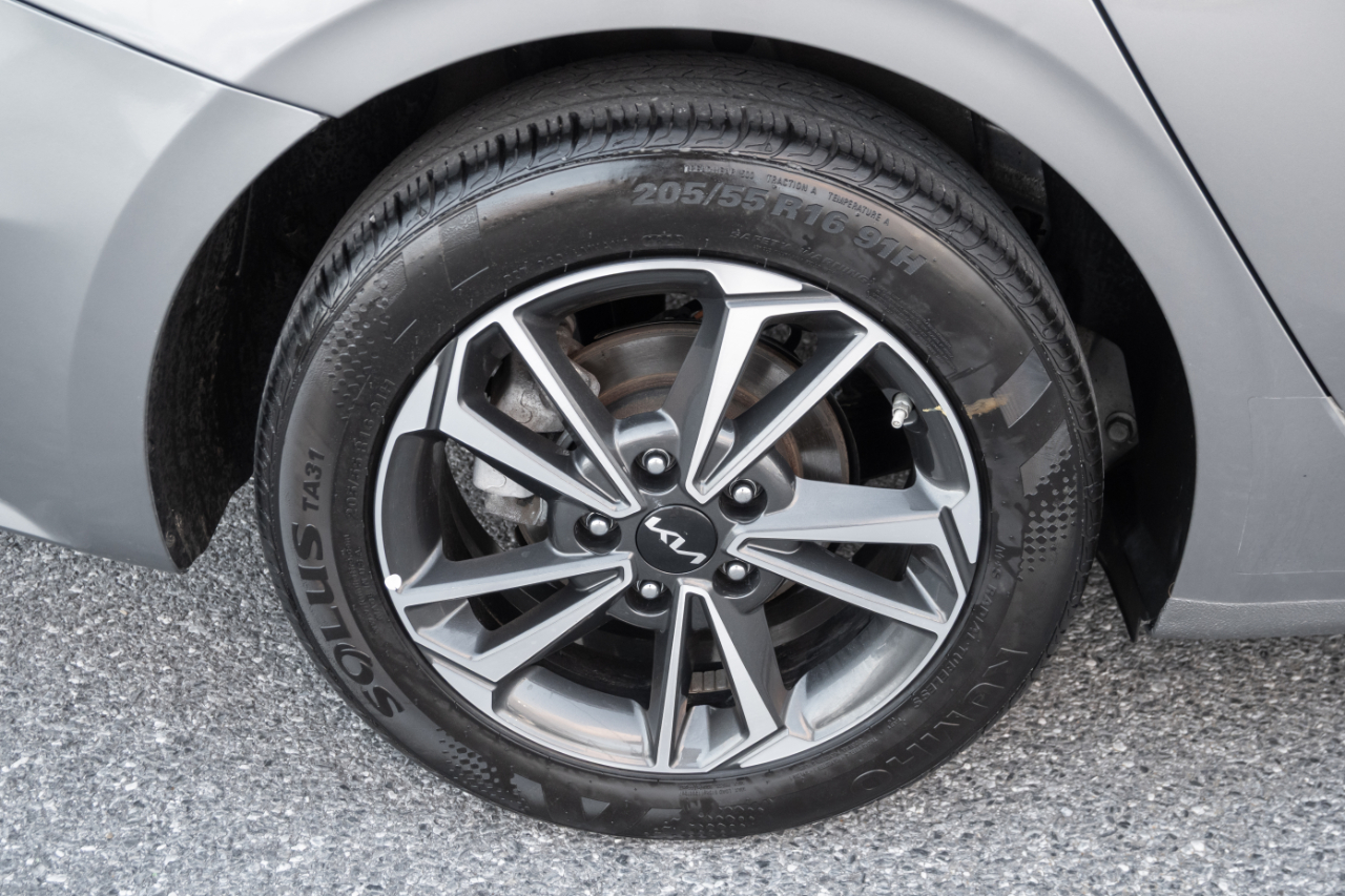 Kia Forte LXS IVT 2024