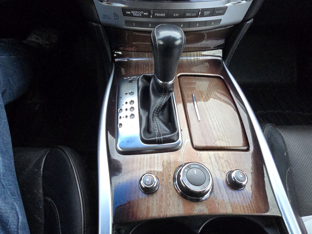 Infiniti M37 4dr Sdn AWD 2012