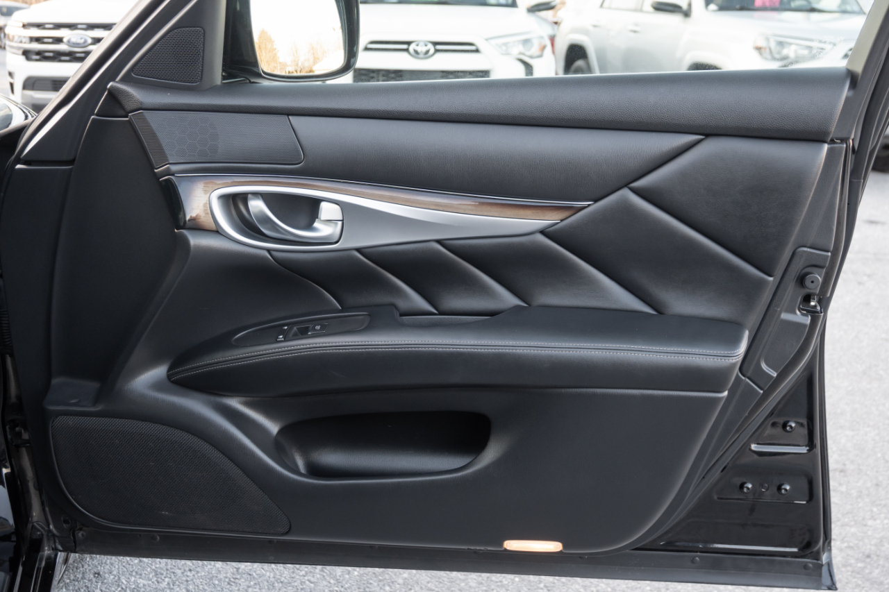 Infiniti M37 4dr Sdn AWD 2012