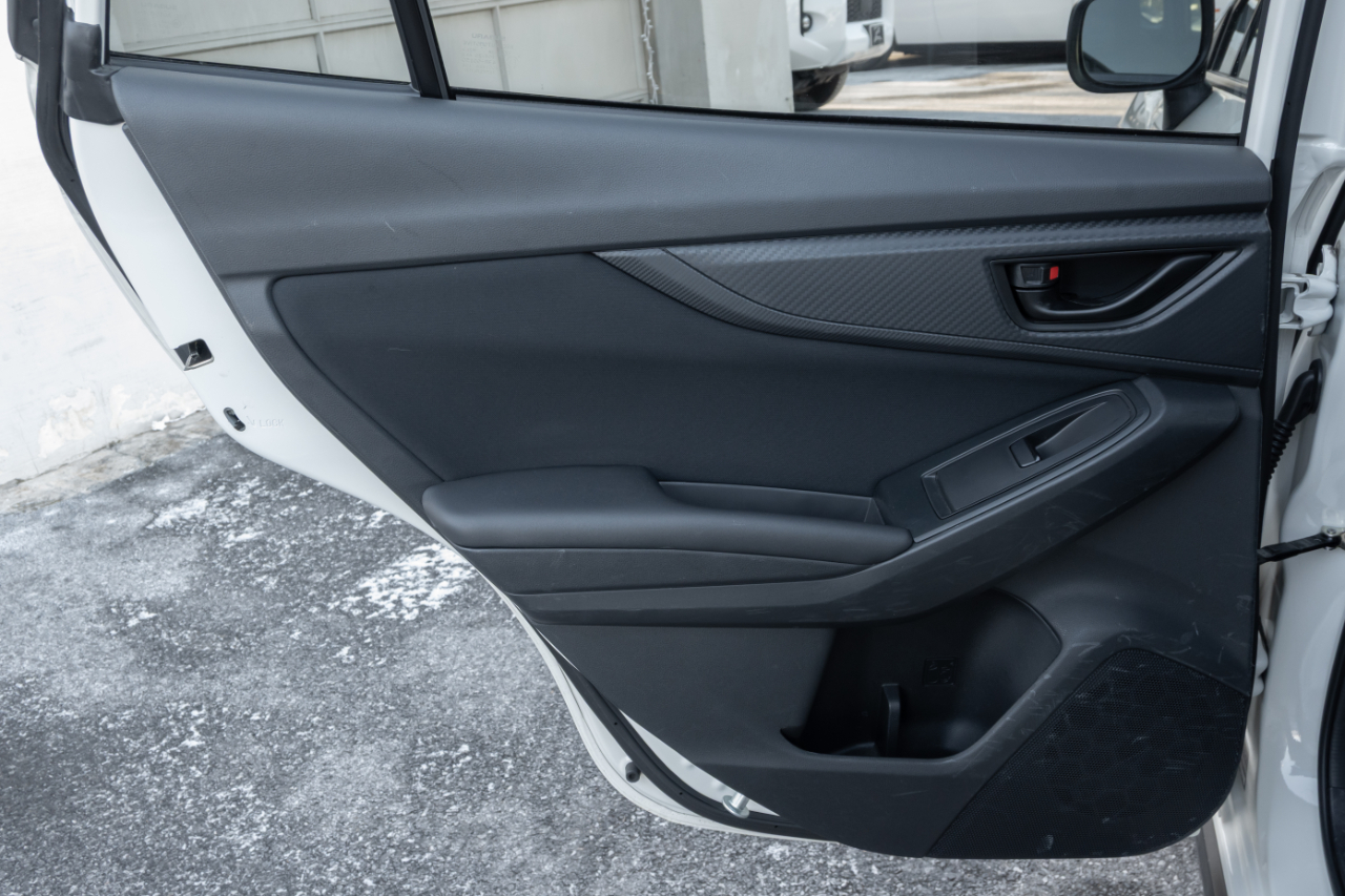 Subaru Crosstrek Base 2023