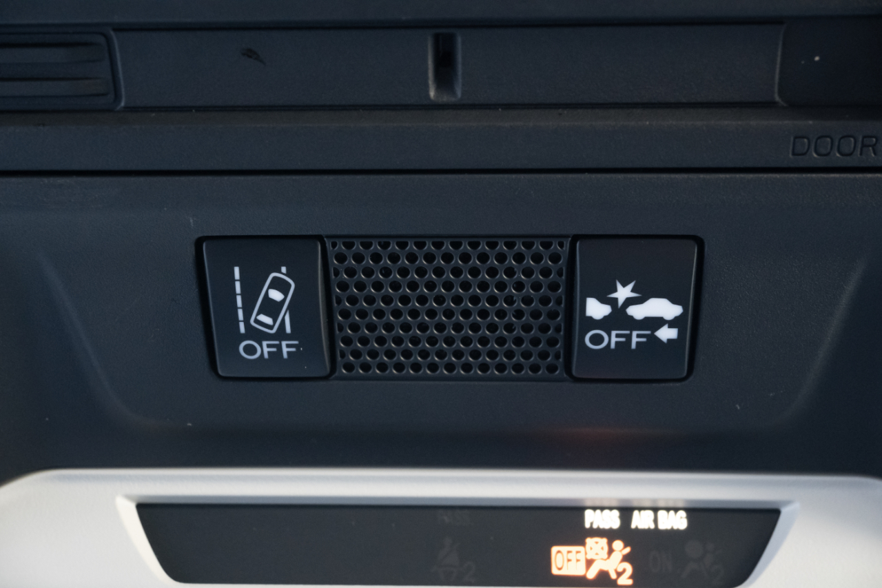 Subaru Crosstrek Base 2023