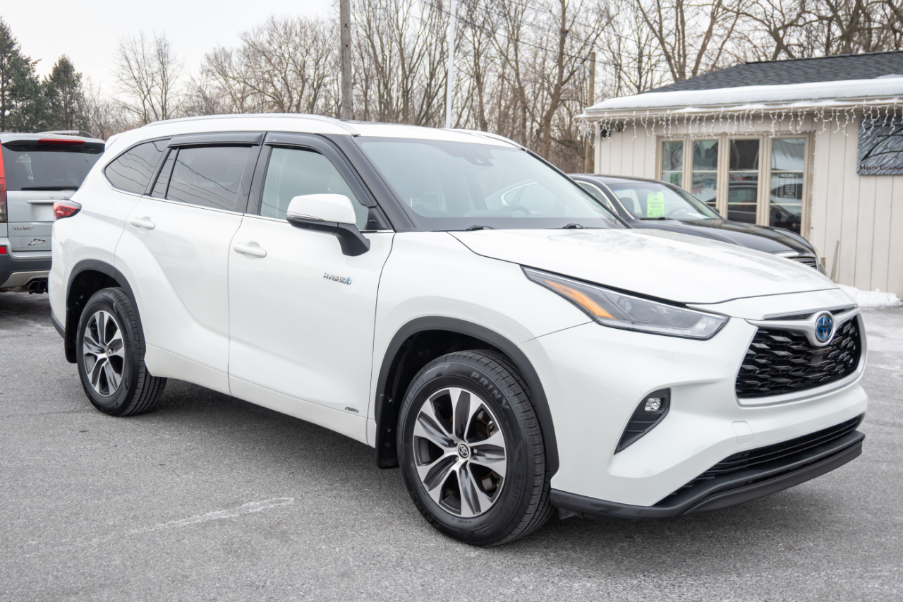 Toyota Highlander  2021