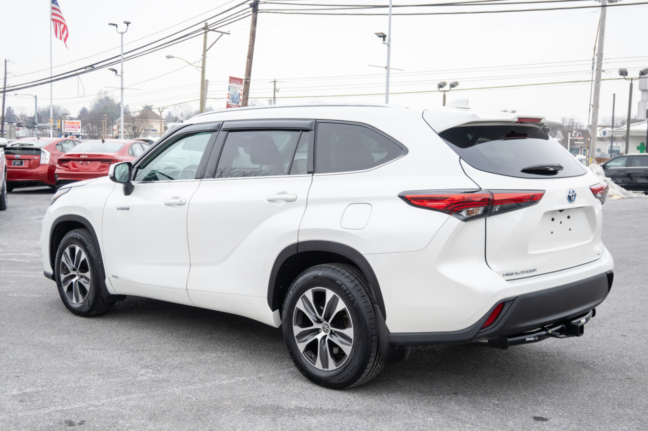 Toyota Highlander  2021