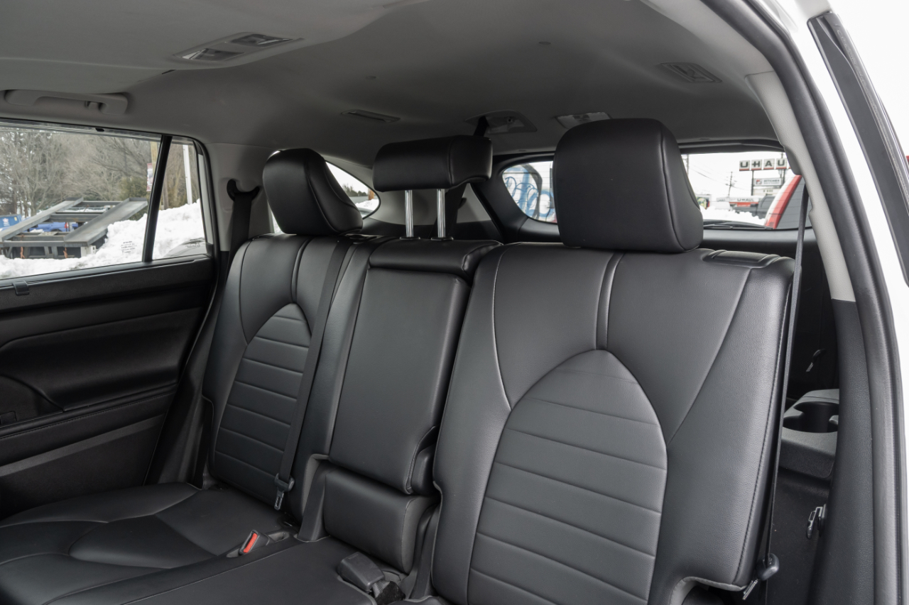 Toyota Highlander  2021