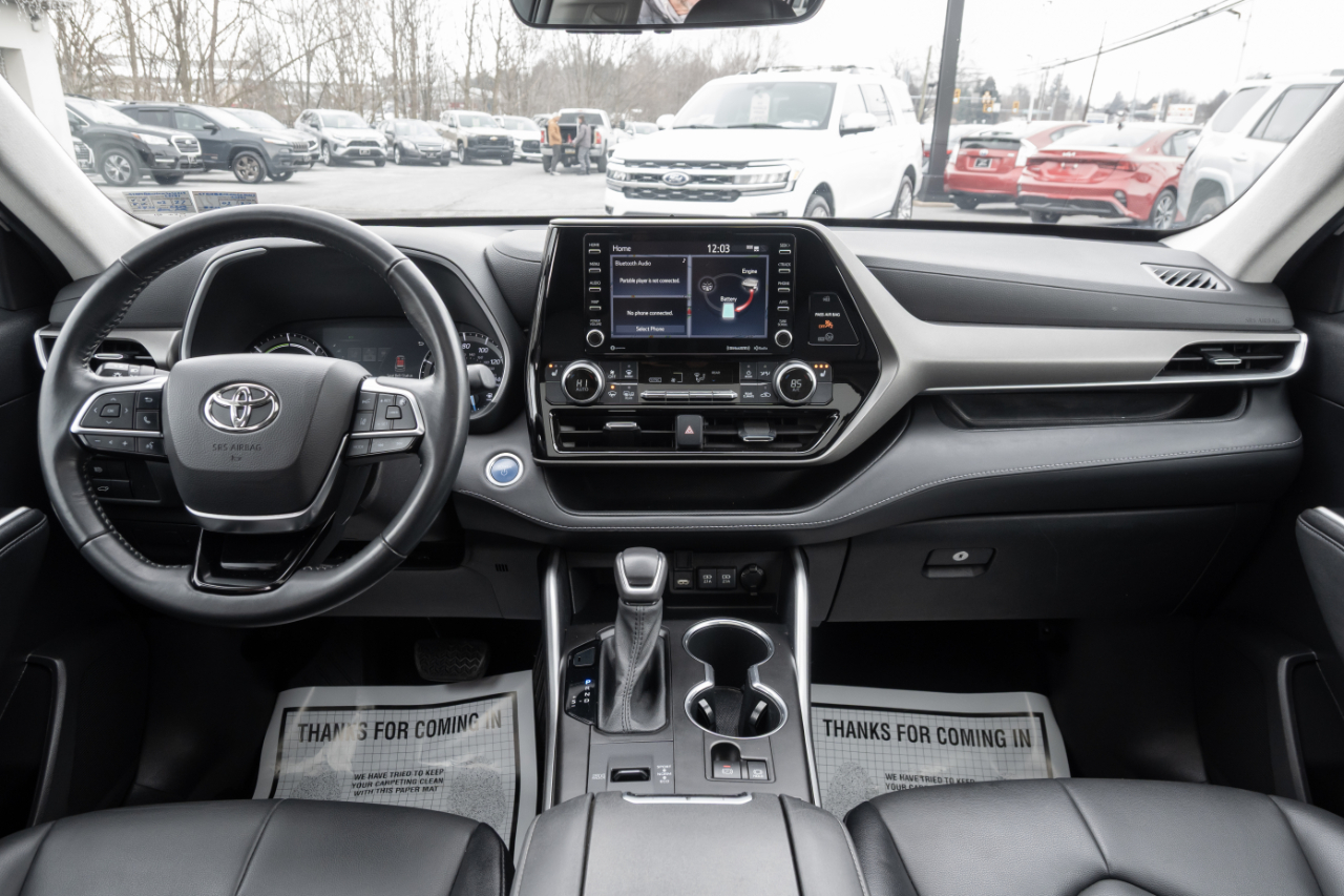 Toyota Highlander  2021