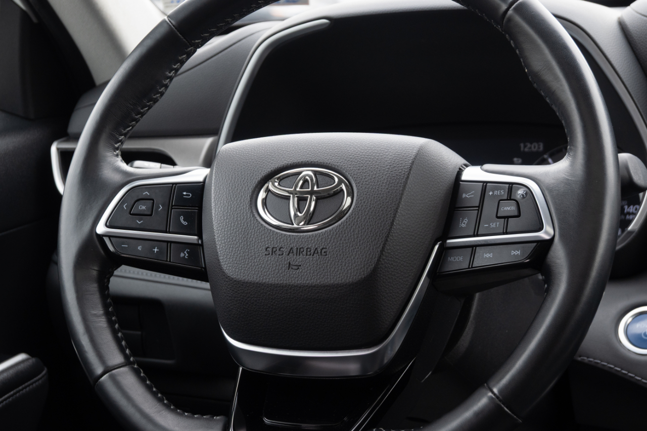 Toyota Highlander  2021