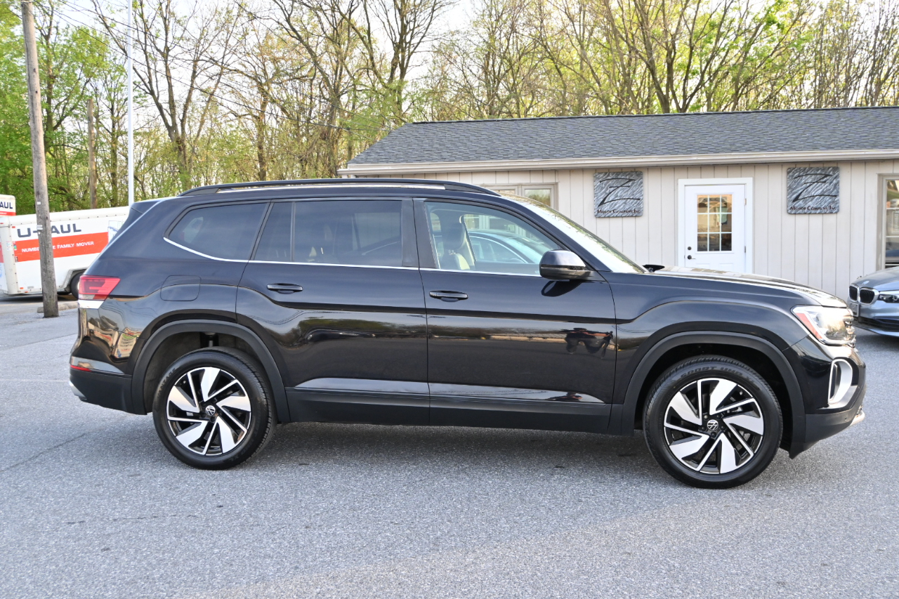 Volkswagen Atlas 2.0T SE w/Technology 4MOTION 2024