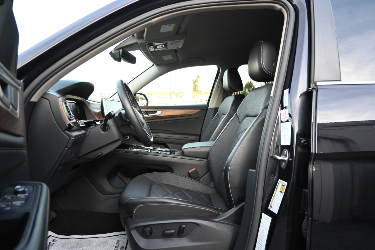 Volkswagen Atlas 2.0T SE w/Technology 4MOTION 2024