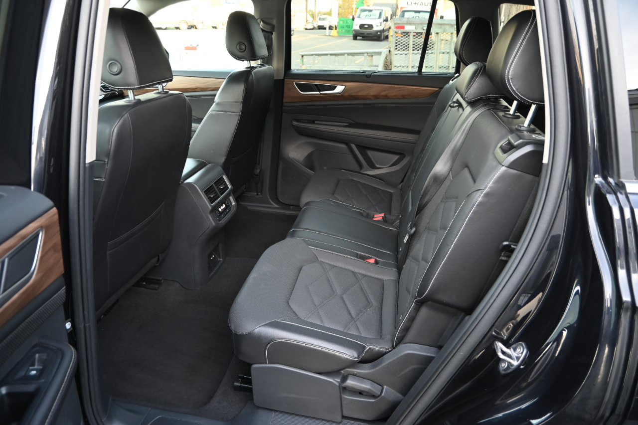 Volkswagen Atlas 2.0T SE w/Technology 4MOTION 2024