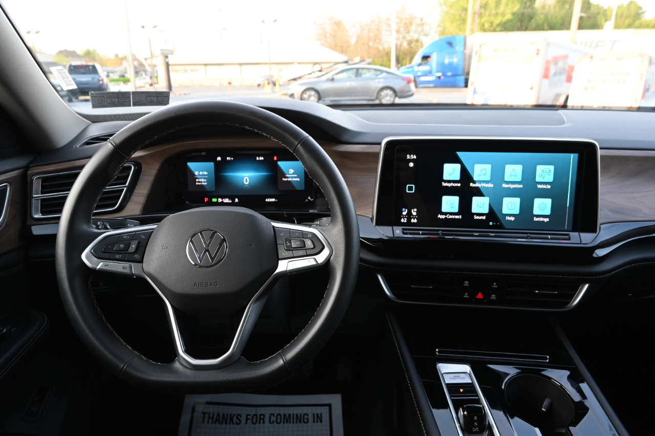 Volkswagen Atlas 2.0T SE w/Technology 4MOTION 2024