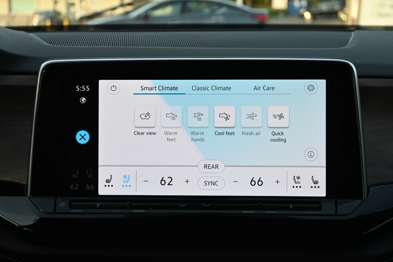Volkswagen Atlas 2.0T SE w/Technology 4MOTION 2024